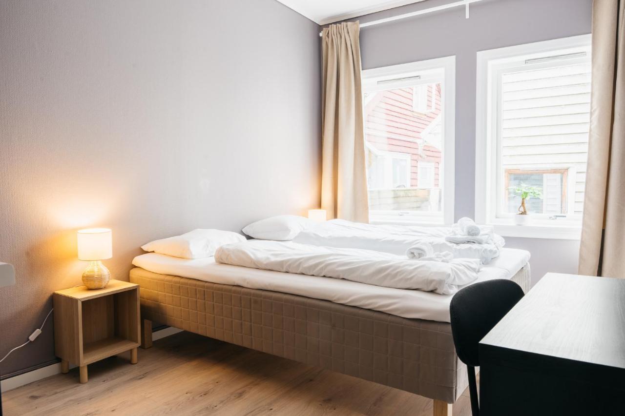 S54 - Private Rooms In The City Center 베르겐 외부 사진