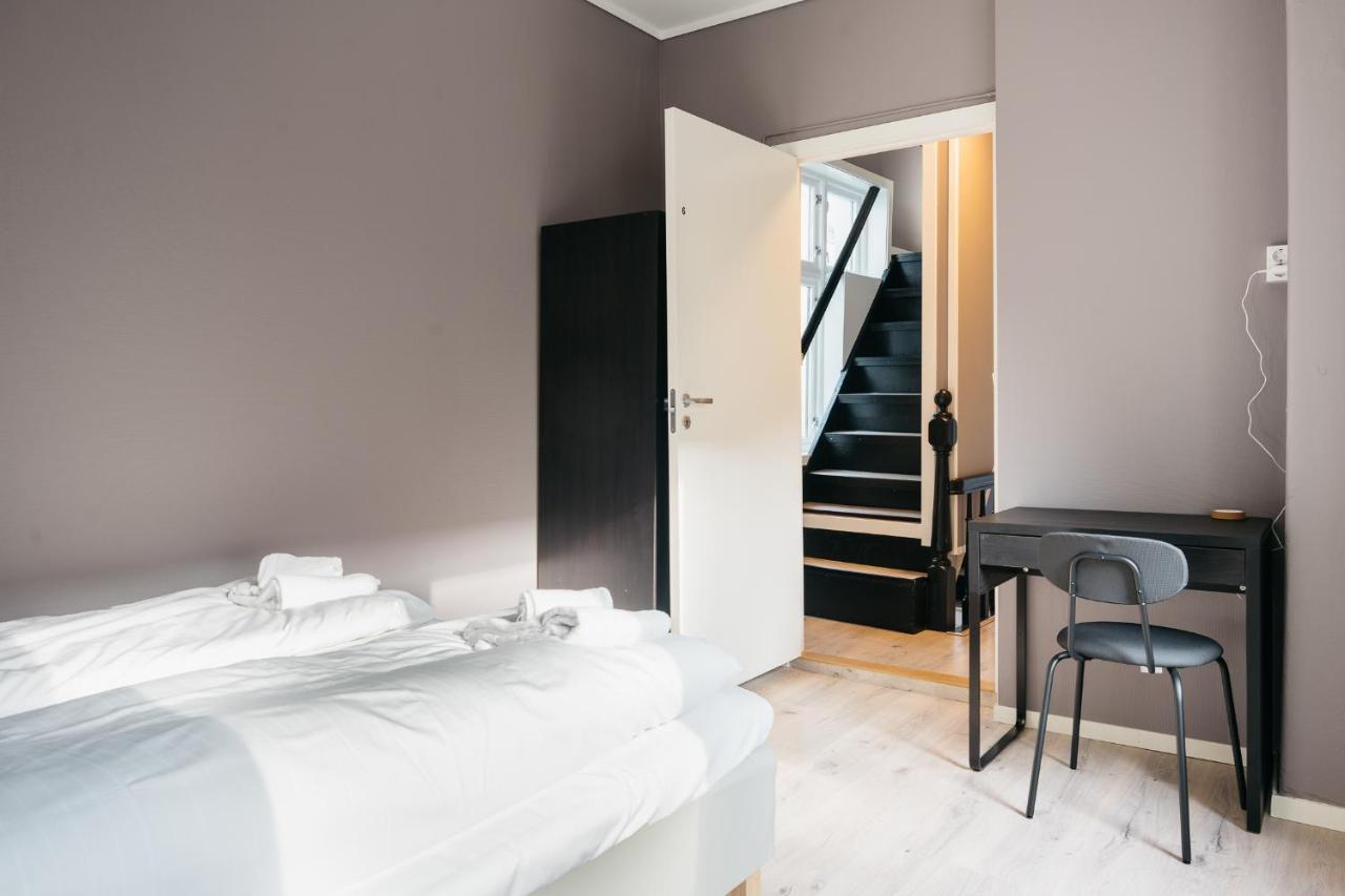S54 - Private Rooms In The City Center 베르겐 외부 사진